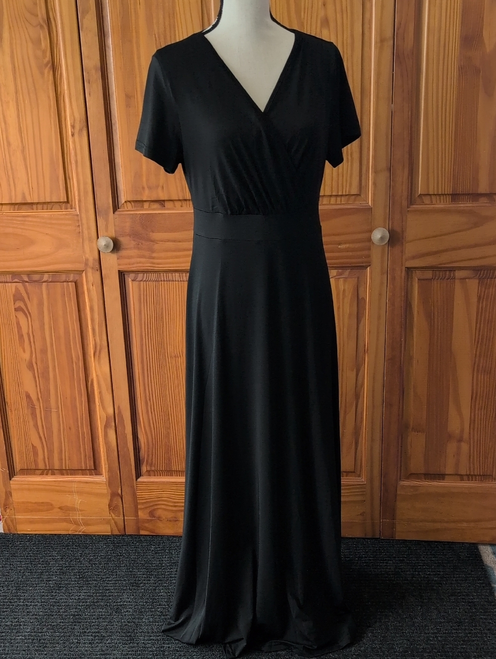PoseShe Classic V-Neck Wrap Maxi Dress L            M502